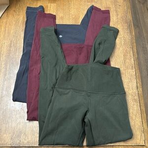 Three pair lululemon leggings